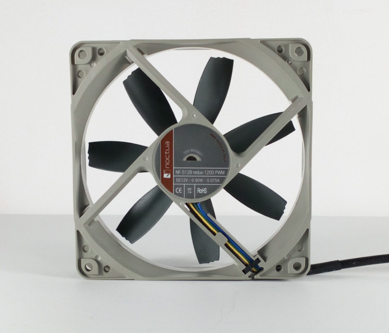 Noctua NFS12B redux1200 PWM Review